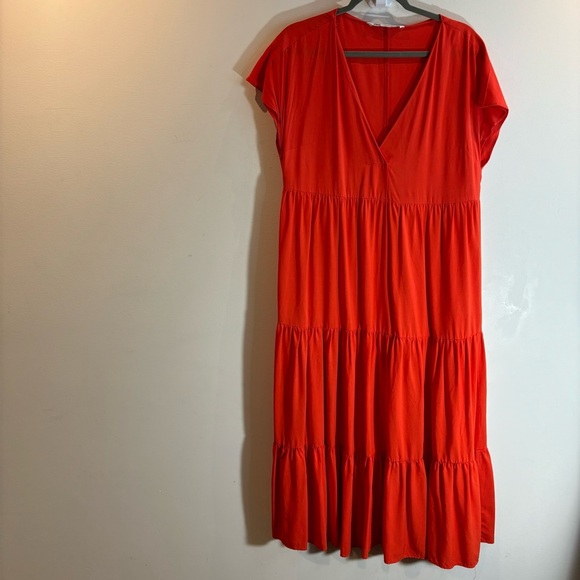 ZARA Sz L Viscose Linen Blend Tiered V-Neck Flowy Feminine Fresh Maxi Dress NEW - Picture 3 of 10